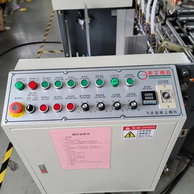Qualität Maschine zur Zufügung und Klebmaschine für die Zufügung und Klebmaschine für die Zufügung von Papier usine